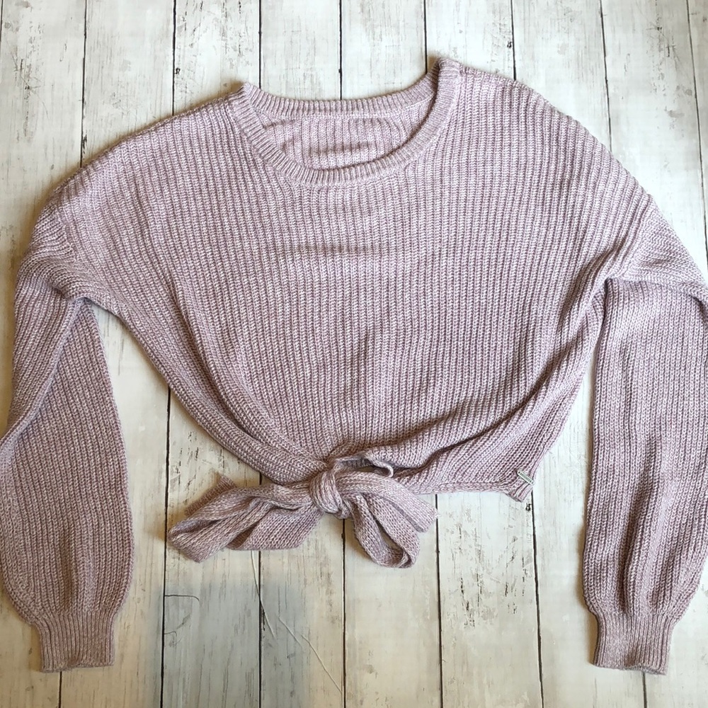 Hollister cropped sweater, size S